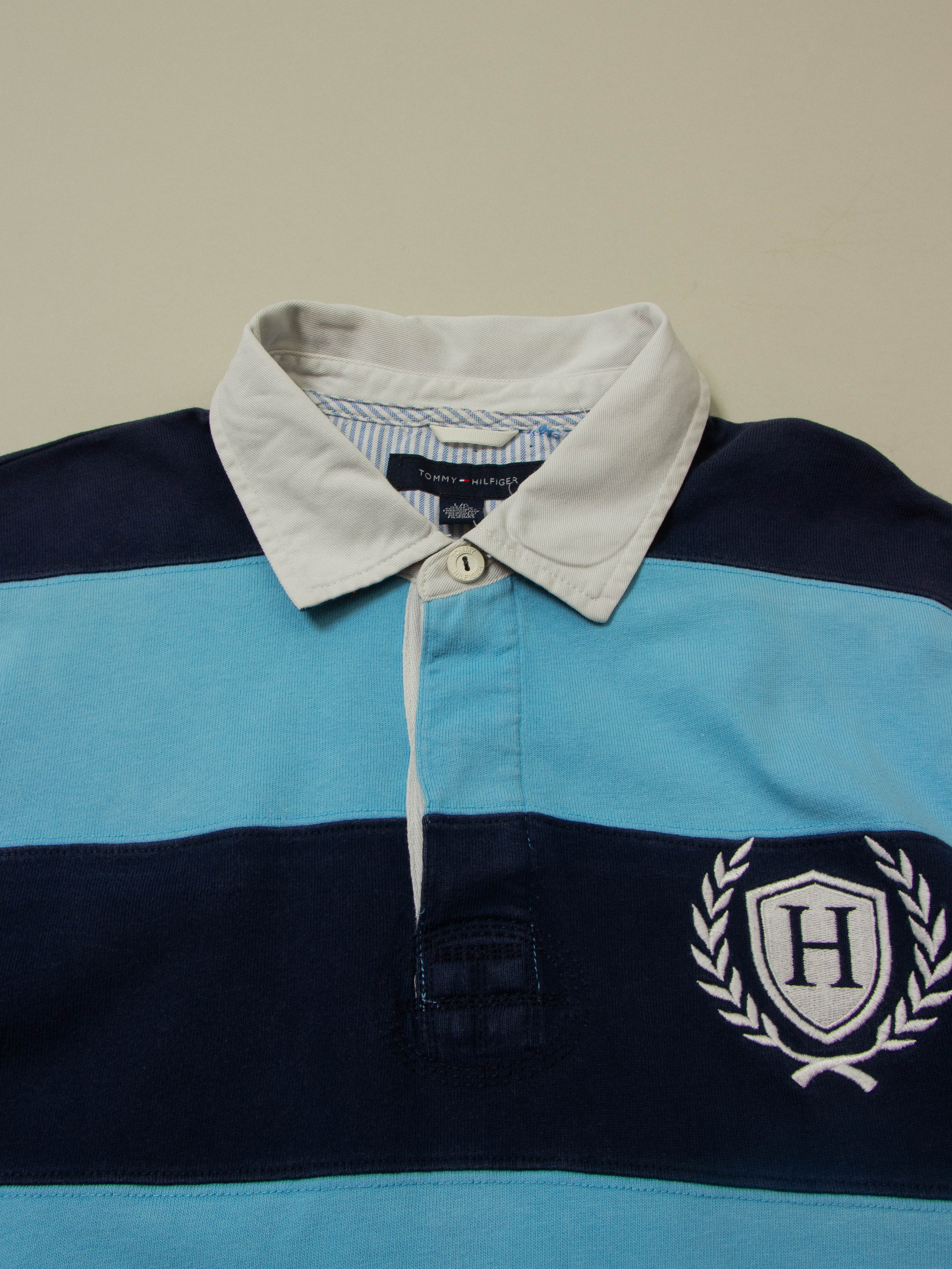 2000s Tommy Hilfiger Rugby Shirt (L) - Image 3