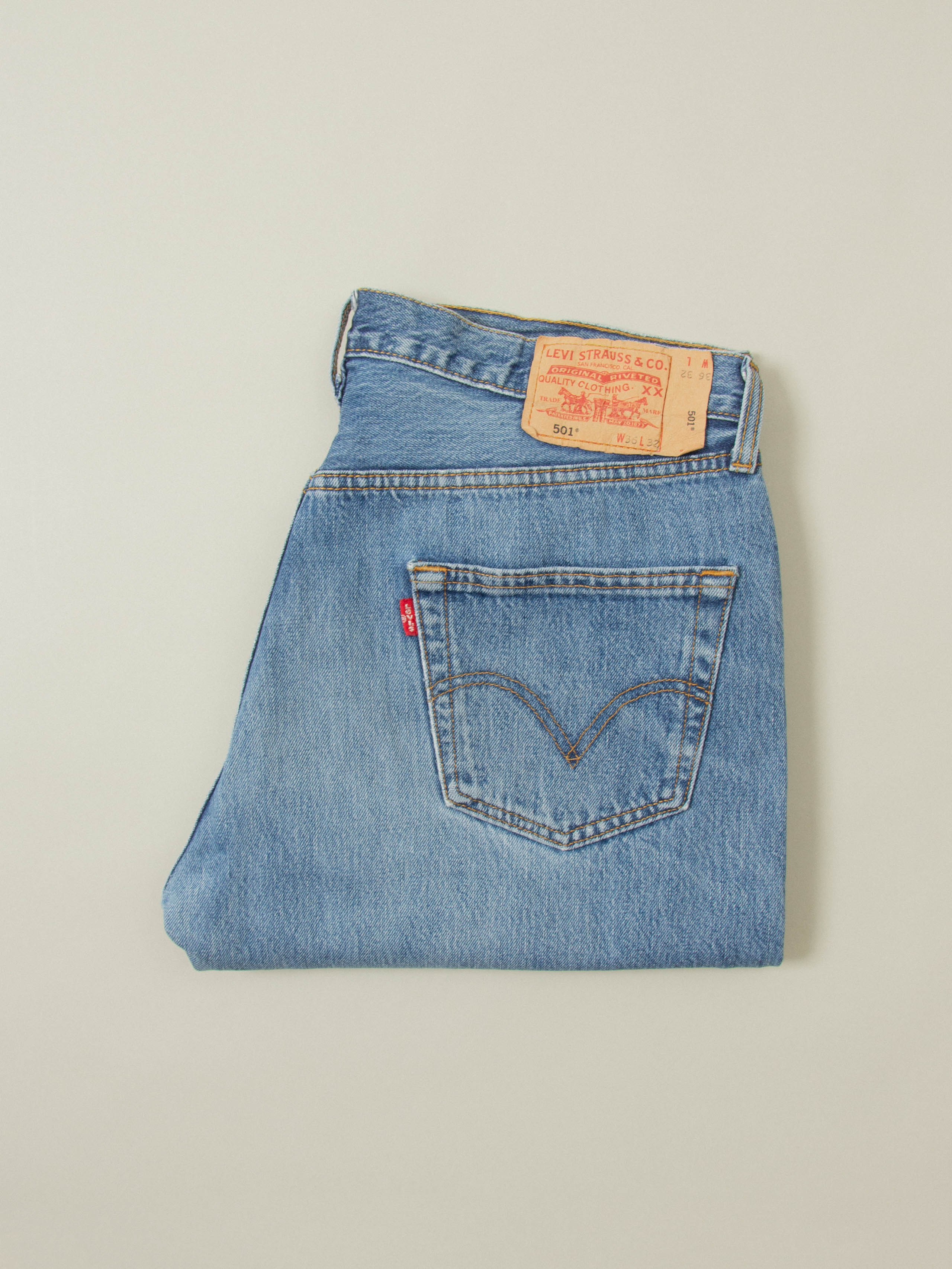 Vtg 2000s Levi's 501 Jeans (36x31) - Image 6